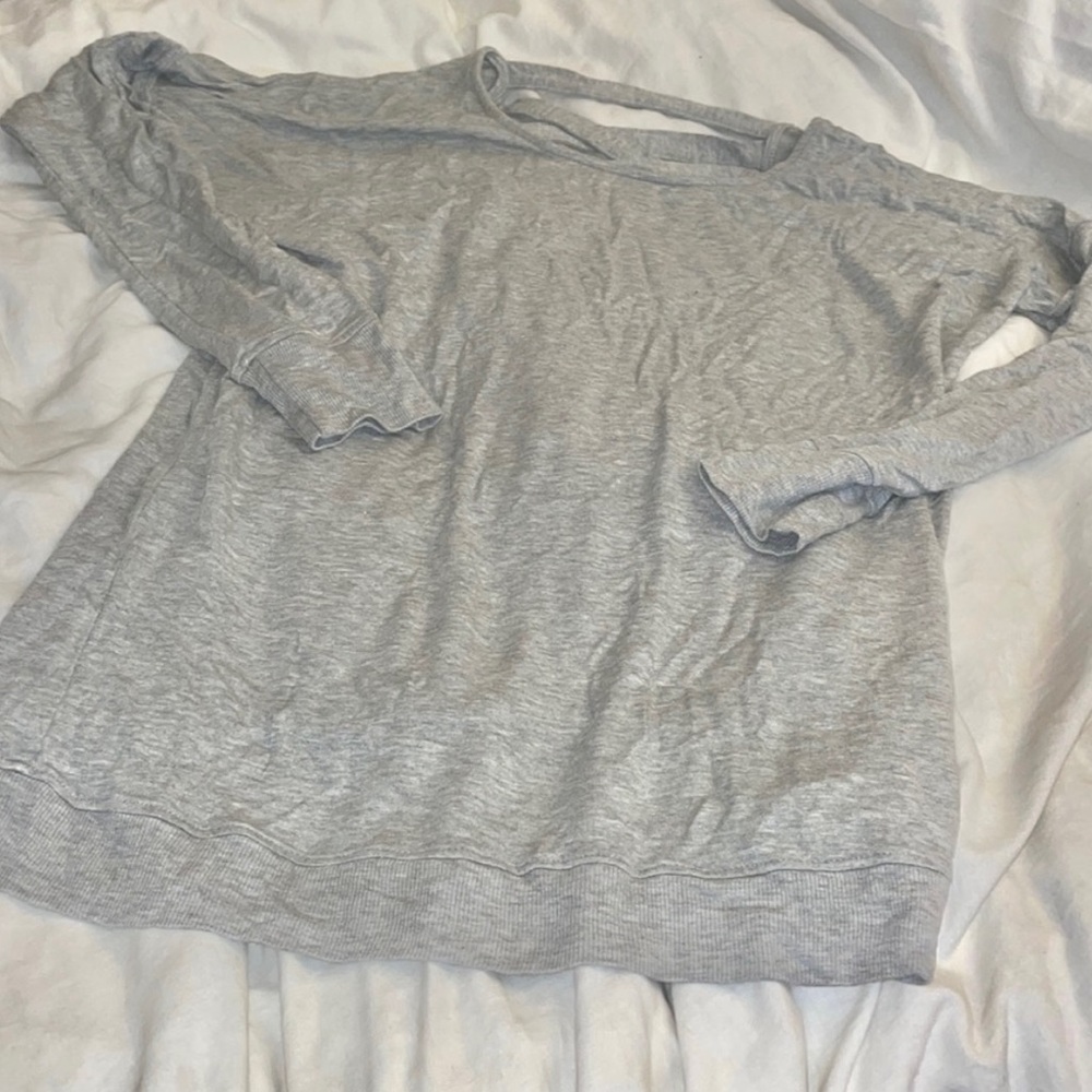 ATHLETA - grey top with crisscross in back
